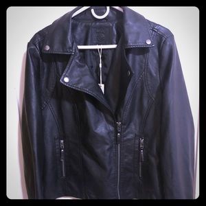 New Max Studio classic black leather jacket w tags